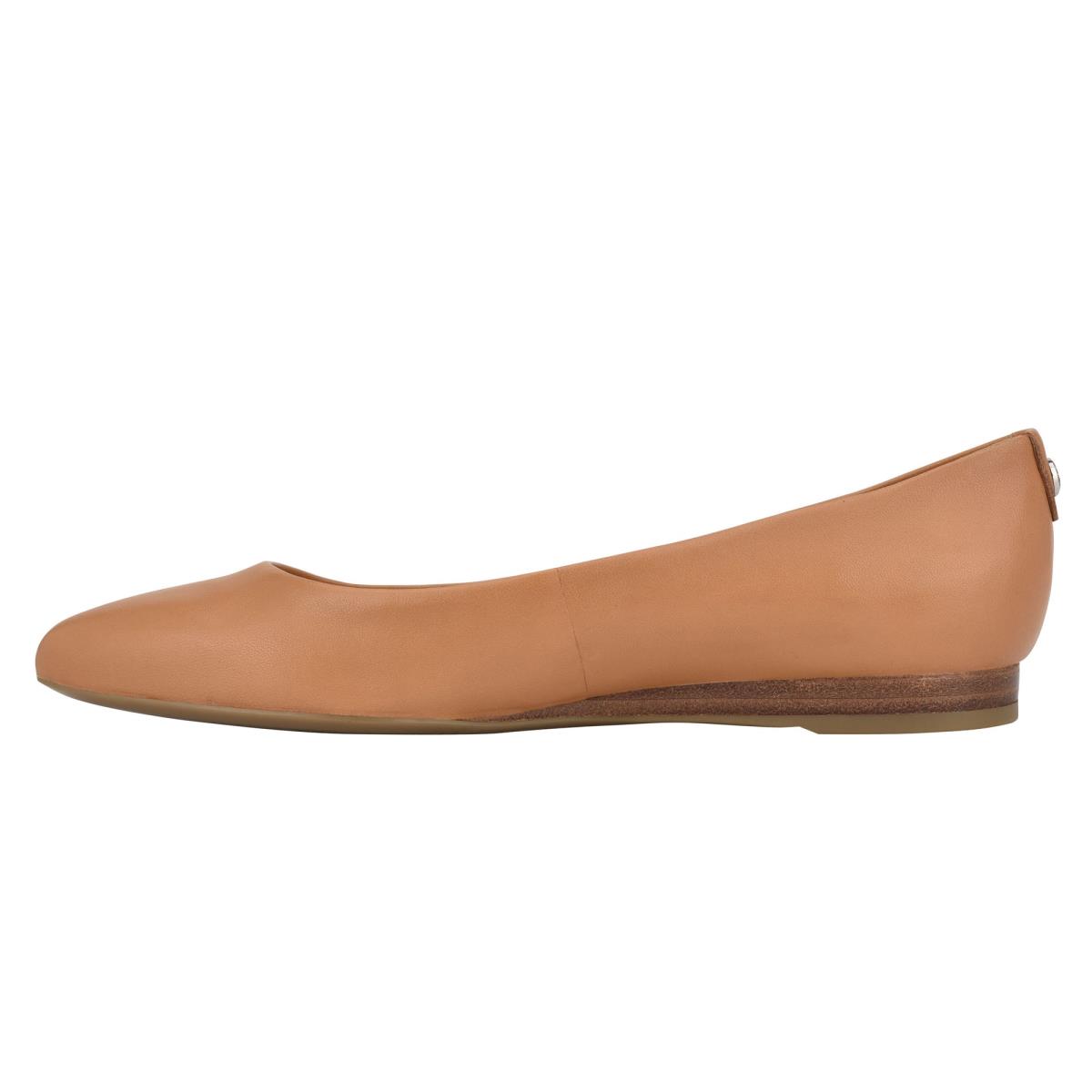 Nine West Ferdi 9x9 Pointy Kappe Flats Damen Beige | 5048QPCKM